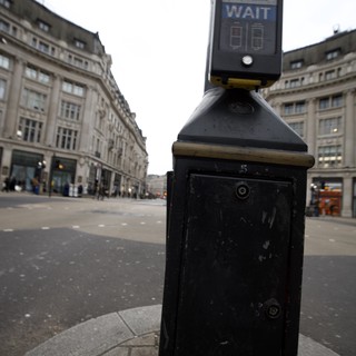 Pedestrian Crossing Signal on London Street