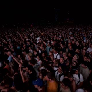 Coachella 2009: Nightlife with a Thriving Urban Crowd