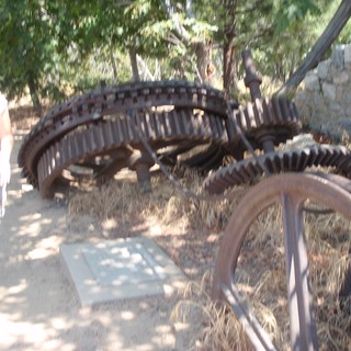 large-historic-industrial-gear-display