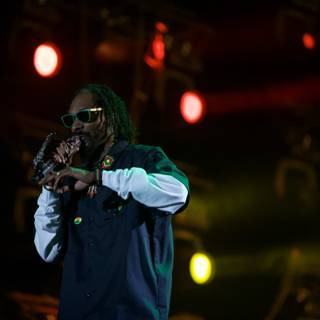 Snoop Dogg Rocks Coachella with Fierce Performance