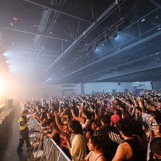 Massive Indoor Crowd Electrified at Wobbleland 2026