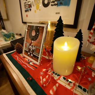 Cozy Christmas Display with LED Candle and Family Photo