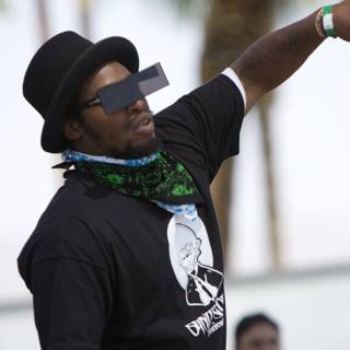 Black hat performer rocks Coachella