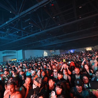 Massive Indoor Crowd Electrified at Wobbleland 2026