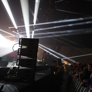 Wobbleland 2026 Light Show Engulfs Ecstatic Crowd