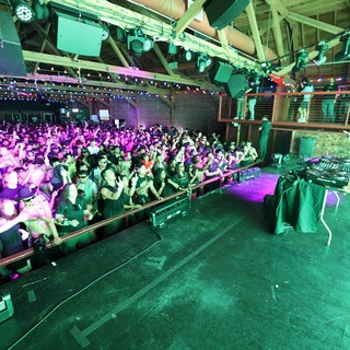 DJ Commands Massive Crowd at Wobbleland 2026