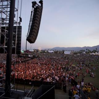 Coachella 2011: Sunday's Huge Concert Crowd